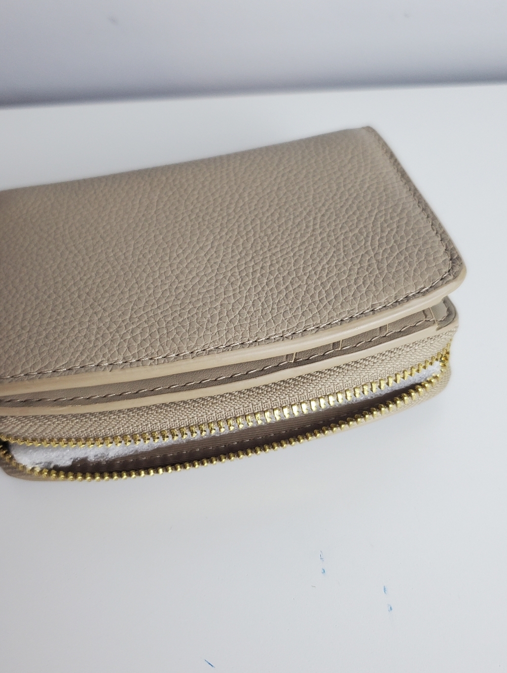 Quince Italian Pebbled Leather Compact Wallet - Picture 9 of 16